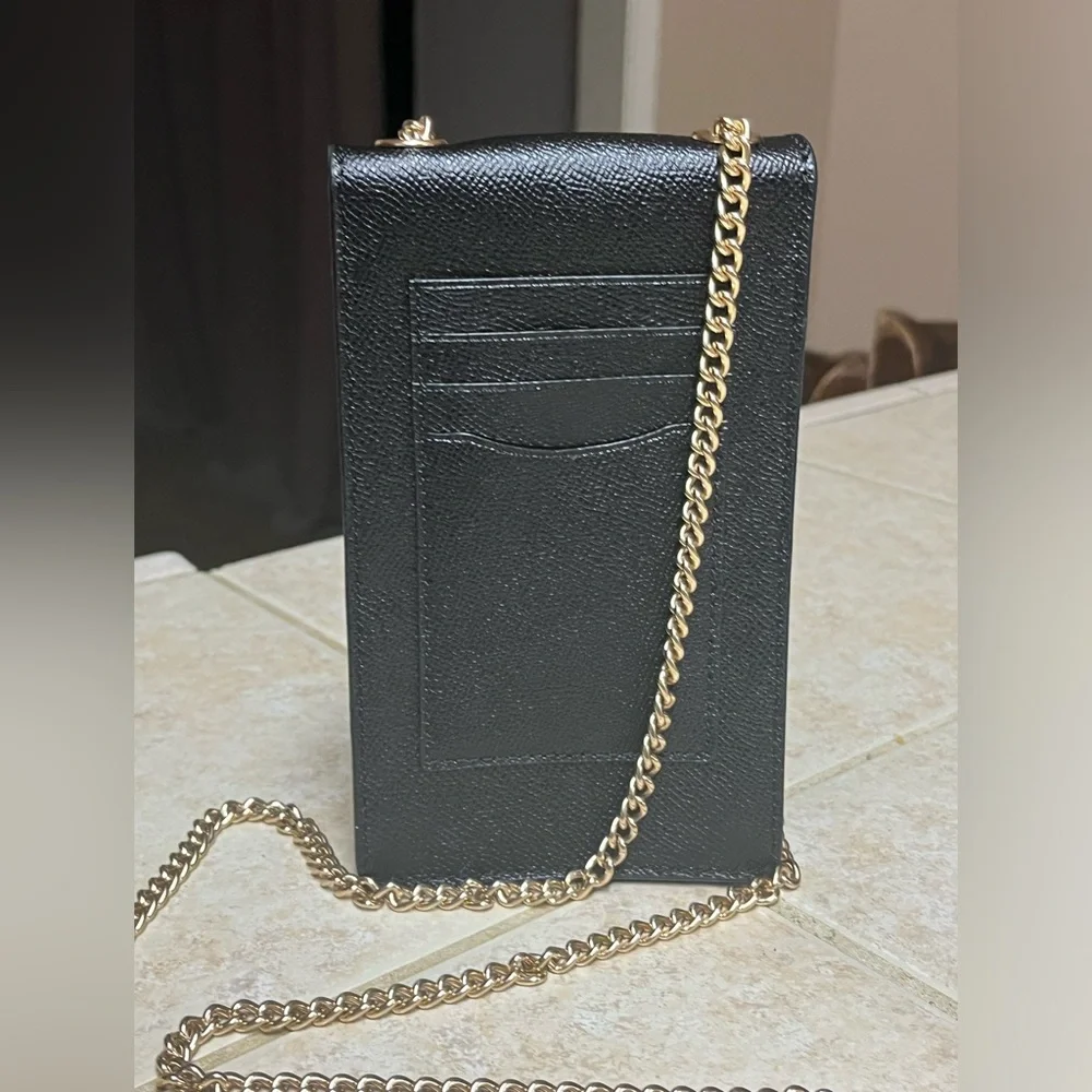 SOLD✨✨NWOT Coach North/South phone crossbody bag - Picture 3 of 9